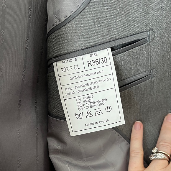 NWT Renoir light gray suit jacket/blazer size 36R - Picture 7 of 9